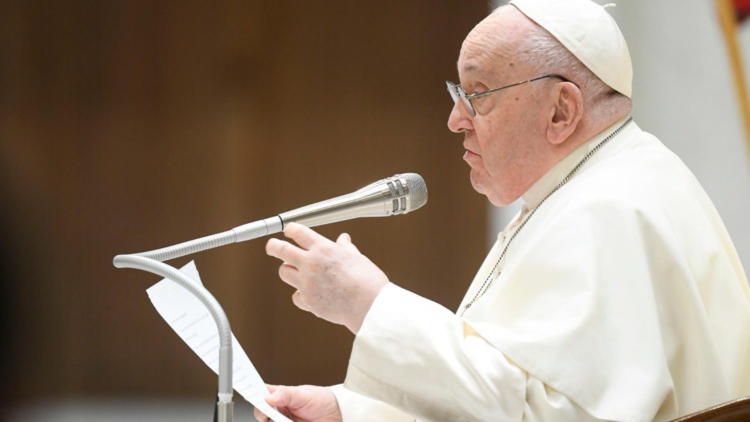 El Papa alerta que el vicio de la gula social es peligroso