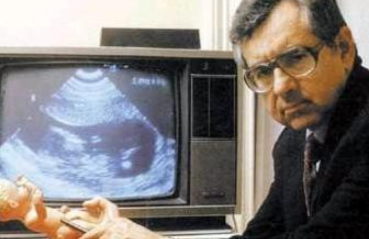 Bernard Nathanson, el médico que de ser el "rey del aborto" se convirtió en líder católico provida